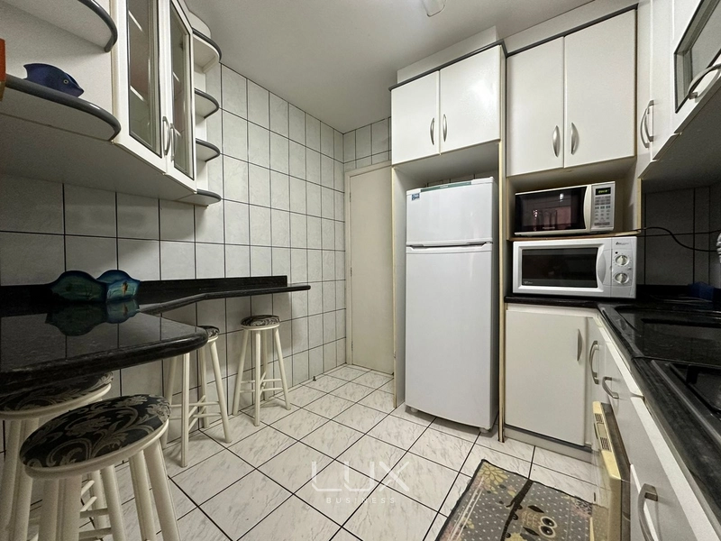 APARTAMENTO QUADRA MAR: 5ª foto da galeria de imagens do imóvel