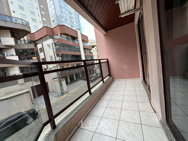 APARTAMENTO QUADRA MAR: 14ª foto da galeria de imagens do imóvel