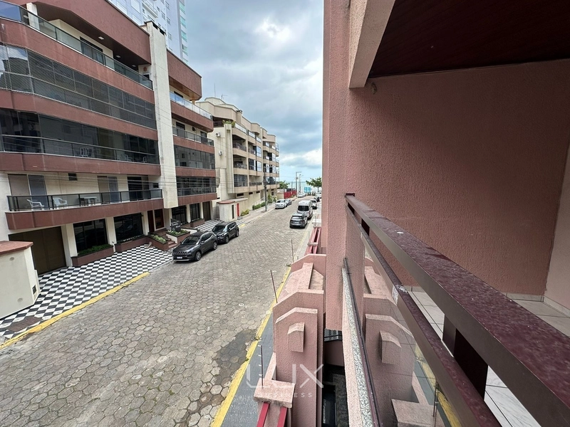APARTAMENTO QUADRA MAR: 7ª foto da galeria de imagens do imóvel