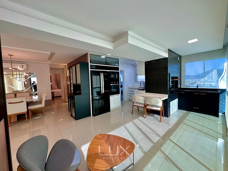 LINDO APARTAMENTOS 230 MTS DO MAR: 6ª foto da galeria de imagens do imóvel