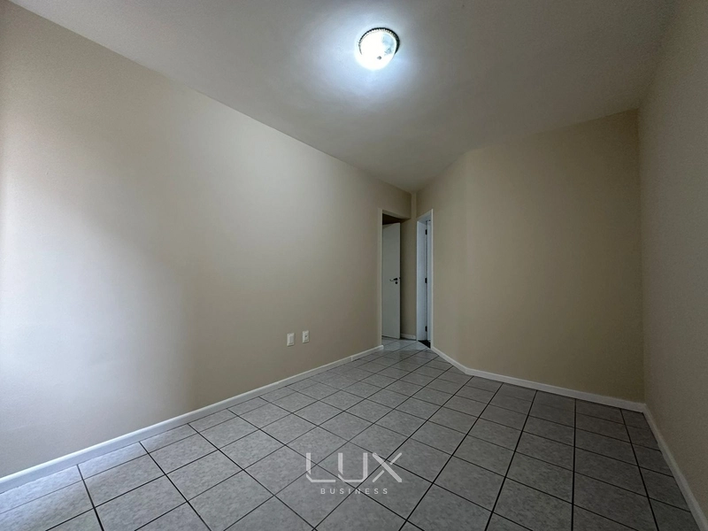 APARTAMENTO PRONTO NO CORAÇÃO DA MEIA PRAIA: 15ª foto da galeria de imagens do imóvel