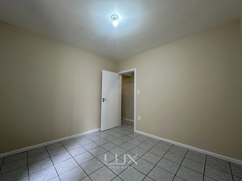 APARTAMENTO PRONTO NO CORAÇÃO DA MEIA PRAIA: 12ª foto da galeria de imagens do imóvel