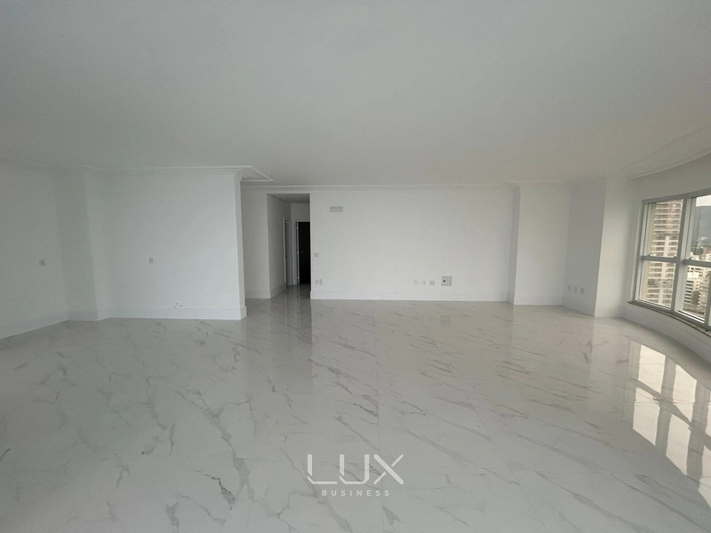 MAGNÍFICO APARTAMENTO: 2ª foto da galeria de imagens do imóvel