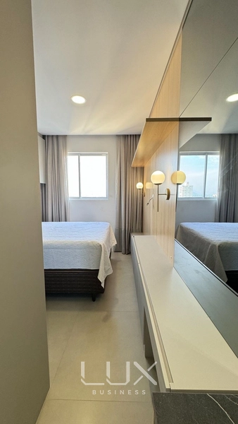 APARTAMENTO NOVO, TOTALMENTE MOBILIADO EM MEIA PRAIA: 13ª foto da galeria de imagens do imóvel