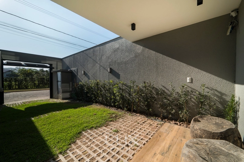 Sobrado triplex mobiliado pronto para você passar suas férias de verão: 4ª foto da galeria de imagens do imóvel