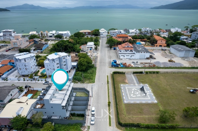 Sobrado triplex mobiliado pronto para você passar suas férias de verão: 1ª foto da galeria de imagens do imóvel