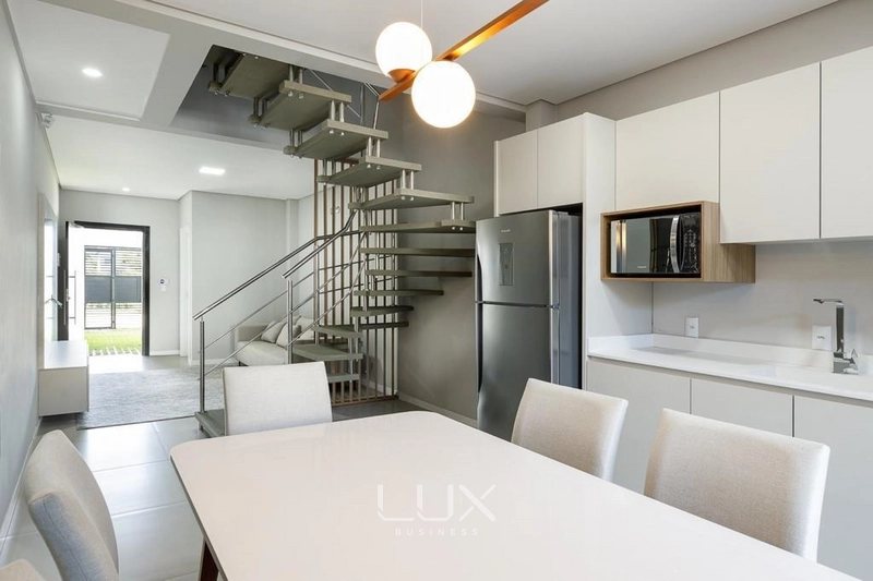 Sobrado triplex mobiliado pronto para você passar suas férias de verão: 8ª foto da galeria de imagens do imóvel