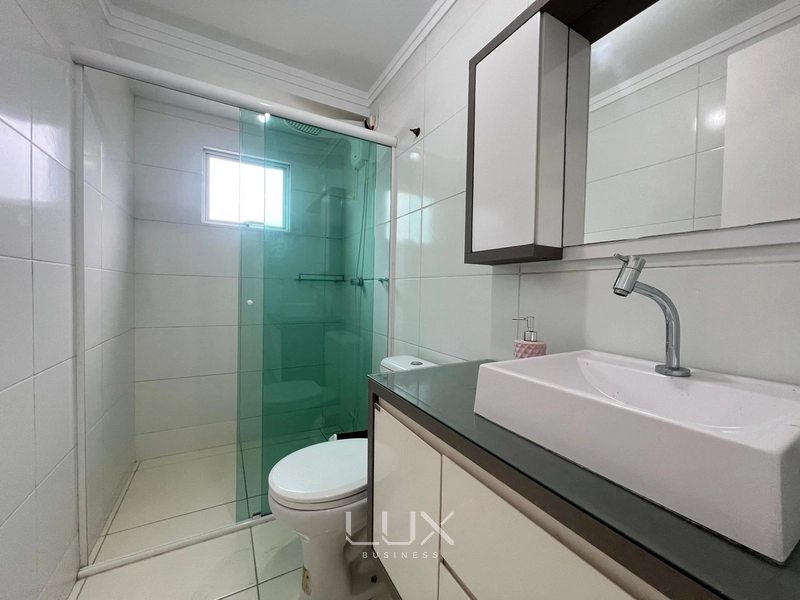 APARTAMENTO EM REGIÃO TRANQUILA COM TUDO POR PERTO EM ITAPEMA: 8ª foto da galeria de imagens do imóvel