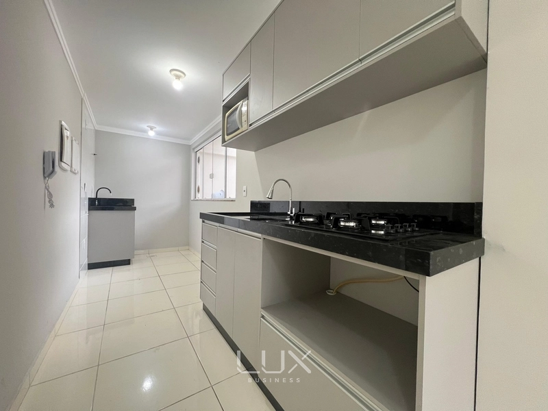 APARTAMENTO EM REGIÃO TRANQUILA COM TUDO POR PERTO EM ITAPEMA: 1ª foto da galeria de imagens do imóvel