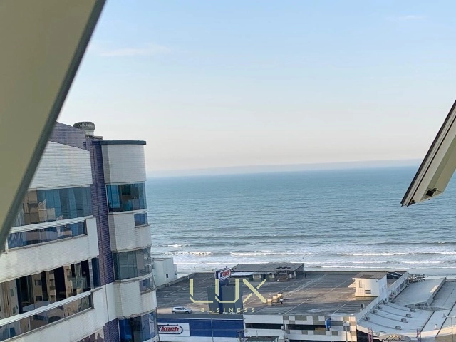 NO CORAÇÃO DE MEIA PRAIA: 2ª foto da galeria de imagens do imóvel