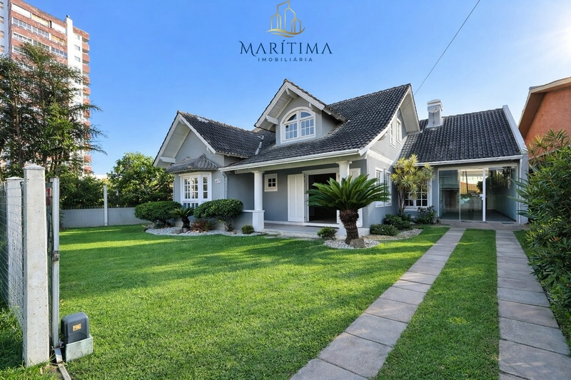 Excelente casa com 05 dormitórios, no Centro de Tramandaí!: 2ª foto da galeria de imagens do imóvel