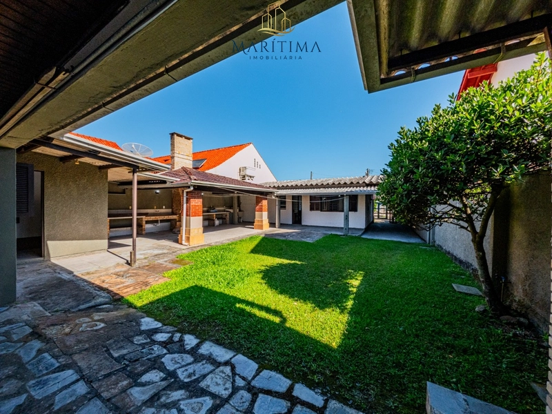 Casa muito bem localizada em região de moradores em Tramandaí!: 33ª foto da galeria de imagens do imóvel