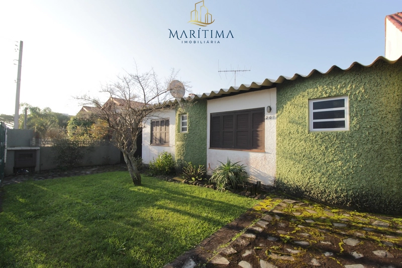 Casa muito bem localizada em região de moradores em Tramandaí!: 1ª foto da galeria de imagens do imóvel