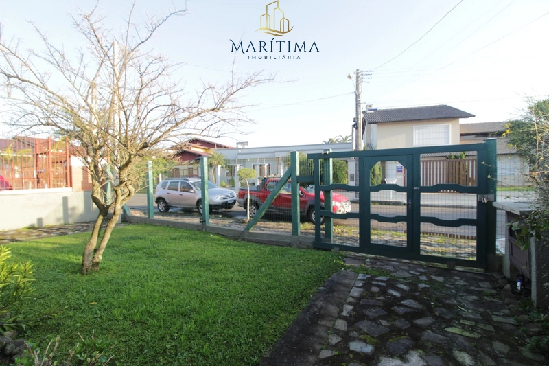 Casa muito bem localizada em região de moradores em Tramandaí!: 2ª foto da galeria de imagens do imóvel