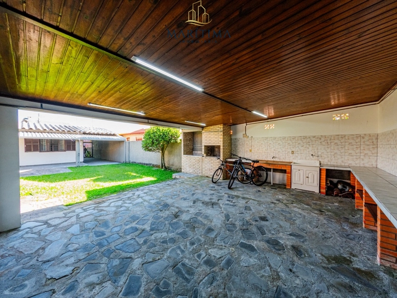 Casa muito bem localizada em região de moradores em Tramandaí!: 32ª foto da galeria de imagens do imóvel