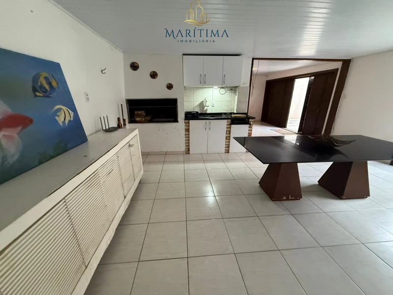 Casa térrea com piscina, ótima localização próximo a Plataforma!: 27ª foto da galeria de imagens do imóvel