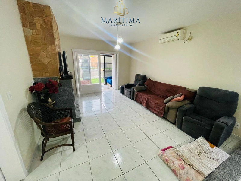 Casa ampla entre centro e o mar!: 3ª foto da galeria de imagens do imóvel