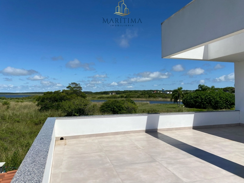 Casa de Luxo com vista para a lagoa e Pôr do Sol exuberante !: 39ª foto da galeria de imagens do imóvel