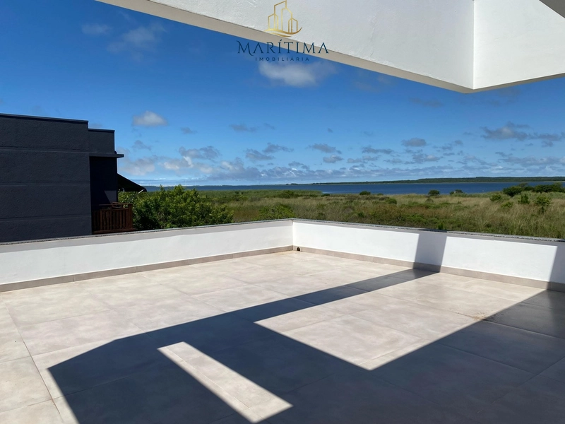 Casa de Luxo com vista para a lagoa e Pôr do Sol exuberante !: 38ª foto da galeria de imagens do imóvel