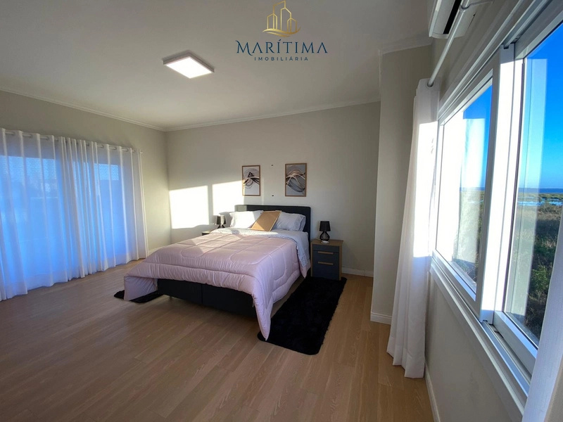 Casa de Luxo com vista para a lagoa e Pôr do Sol exuberante !: 24ª foto da galeria de imagens do imóvel