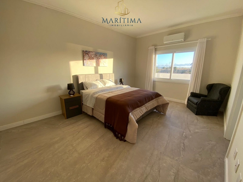 Casa de Luxo com vista para a lagoa e Pôr do Sol exuberante !: 33ª foto da galeria de imagens do imóvel