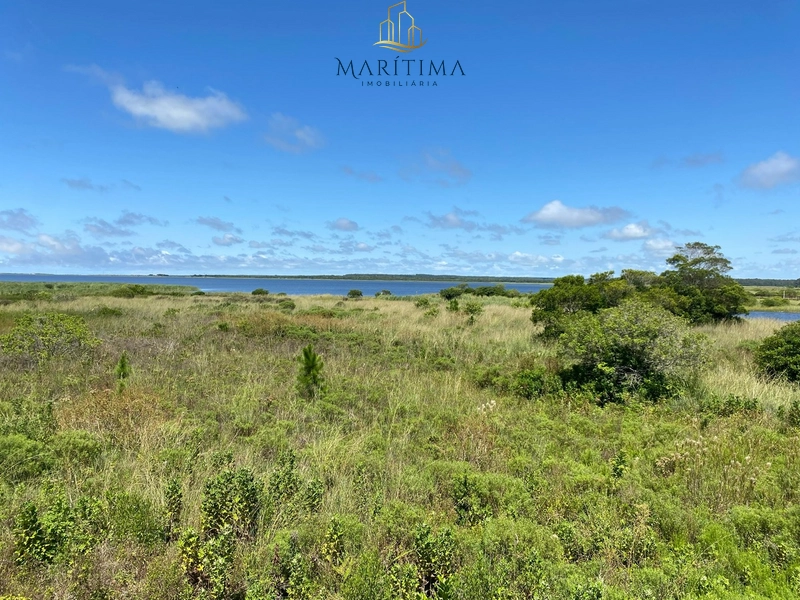 Casa de Luxo com vista para a lagoa e Pôr do Sol exuberante !: 40ª foto da galeria de imagens do imóvel