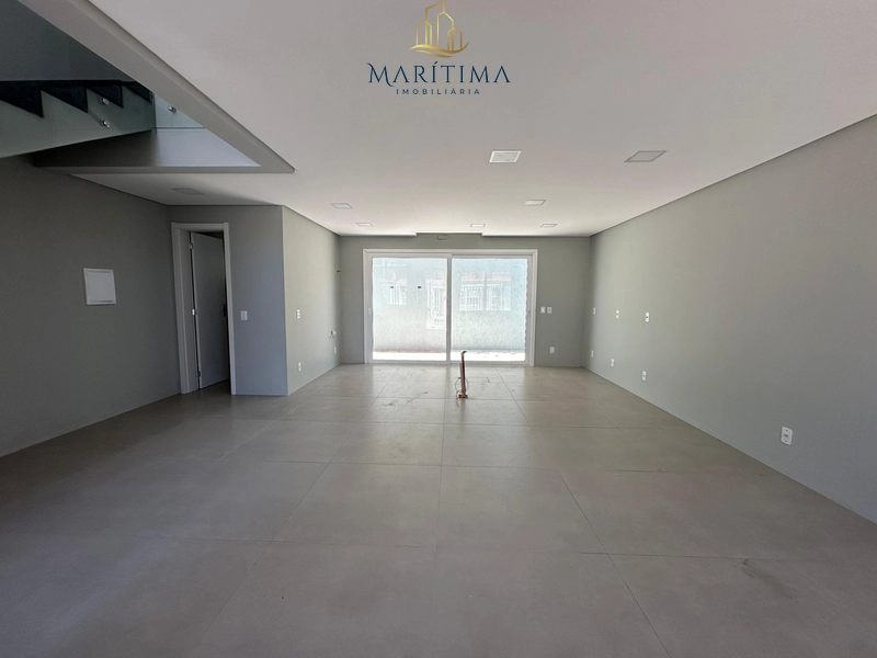 Duplex Moderno em Tramandaí – Acabamento de Alto Padrão: 3ª foto da galeria de imagens do imóvel