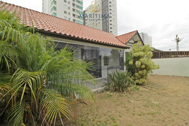 Casa de 3 dormitórios em excelente localização.: 3ª foto da galeria de imagens do imóvel