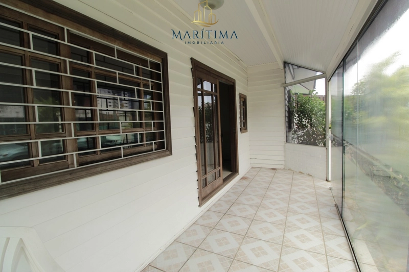Casa de 3 dormitórios em excelente localização.: 27ª foto da galeria de imagens do imóvel