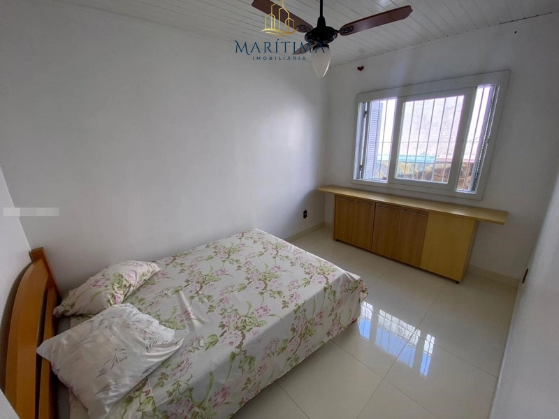 Linda casa com piscina!: 21ª foto da galeria de imagens do imóvel