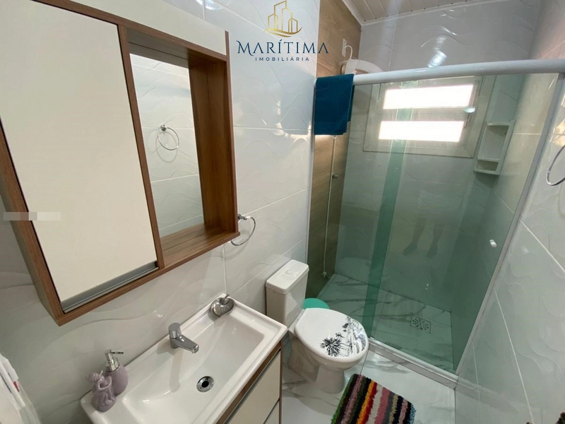 Linda casa com piscina!: 20ª foto da galeria de imagens do imóvel