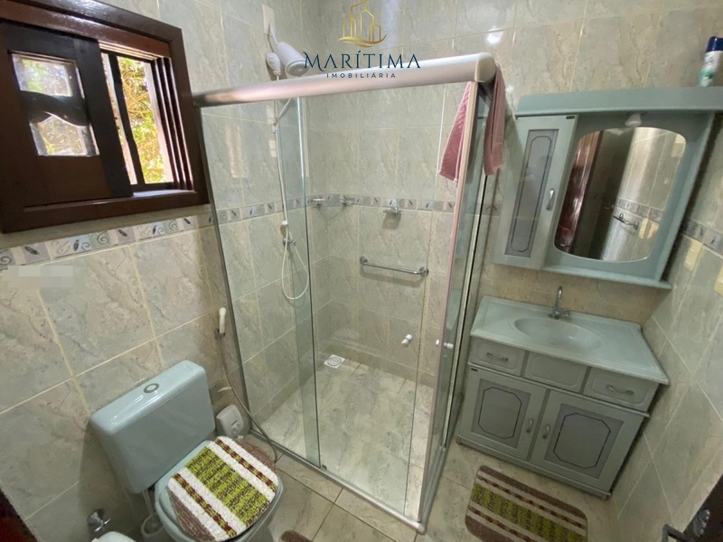 Linda casa com piscina!: 14ª foto da galeria de imagens do imóvel