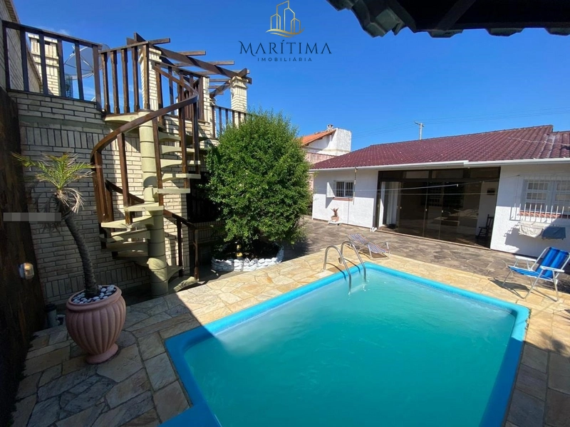 Linda casa com piscina!: 27ª foto da galeria de imagens do imóvel