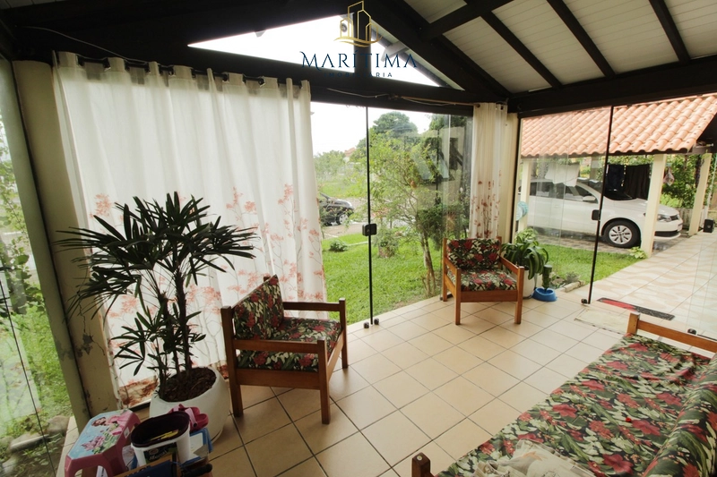 Linda casa em região de moradores no bairro Zona Nova!: 4ª foto da galeria de imagens do imóvel