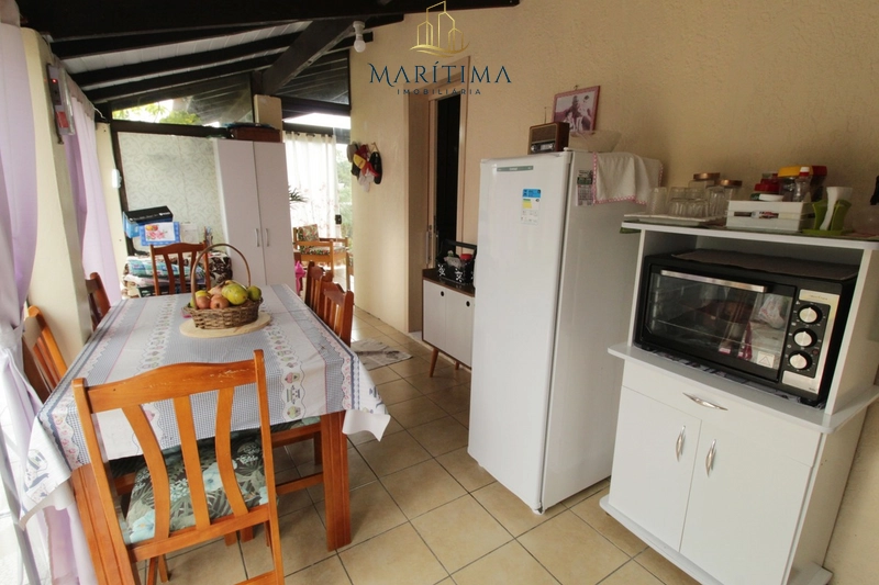 Linda casa em região de moradores no bairro Zona Nova!: 5ª foto da galeria de imagens do imóvel