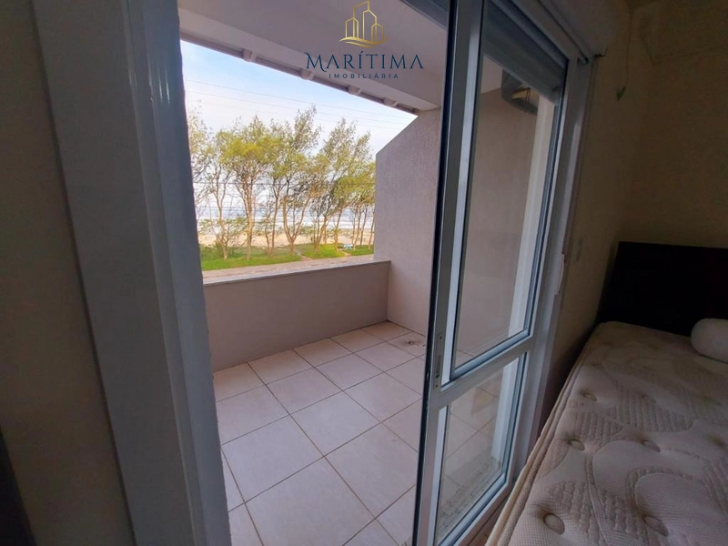 Casa de 03 dormitórios com piscina, em frente ao mar!: 27ª foto da galeria de imagens do imóvel
