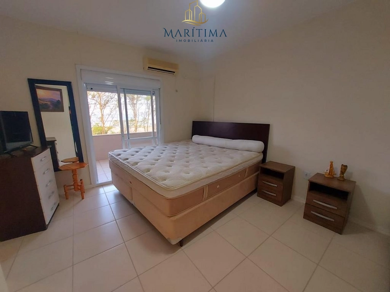 Casa de 03 dormitórios com piscina, em frente ao mar!: 19ª foto da galeria de imagens do imóvel