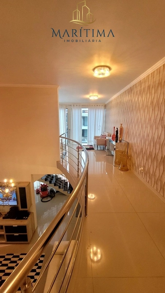 Linda casa com piscina em condomínio alto padrão.: 11ª foto da galeria de imagens do imóvel