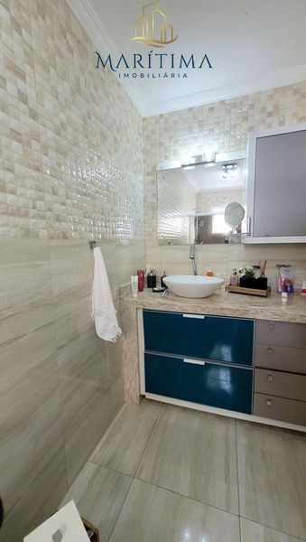 Linda casa com piscina em condomínio alto padrão.: 14ª foto da galeria de imagens do imóvel
