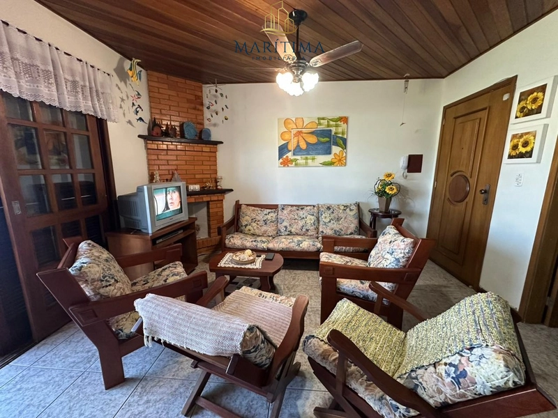 Apartamento com 03 dormitórios em Tramandaí!