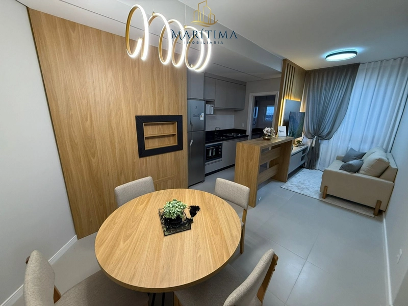 Apartamento Mobiliado à Venda – Centro - 450 metros da beira mar!: 4ª foto da galeria de imagens do imóvel