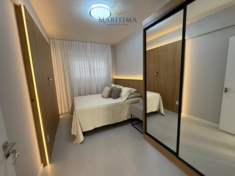 Apartamento Mobiliado à Venda – Centro - 450 metros da beira mar!: 2ª foto da galeria de imagens do imóvel