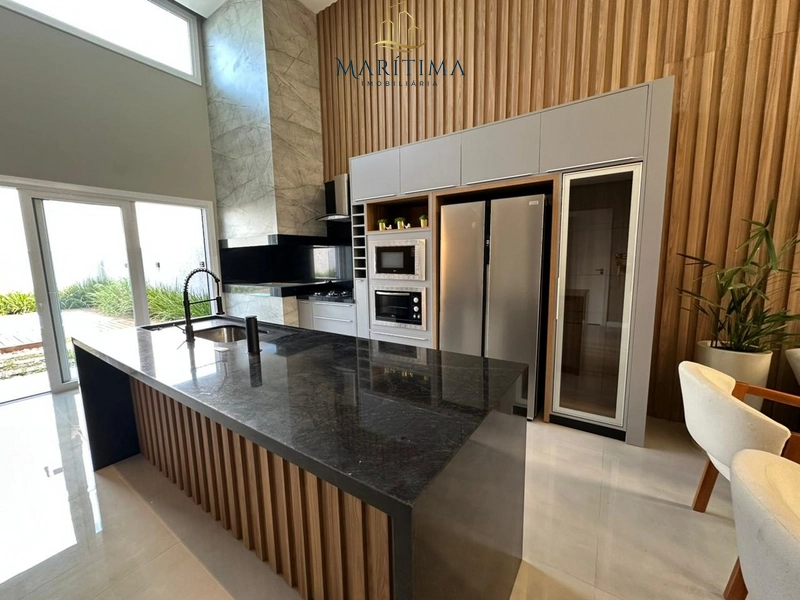 Casa a venda no Centro de Tramandaí, mobiliada e decorada, 03 suítes!: 5ª foto da galeria de imagens do imóvel