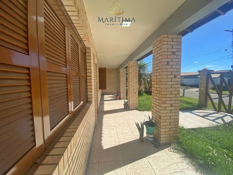 Excelente casa no Centro de Imbé!: 3ª foto da galeria de imagens do imóvel