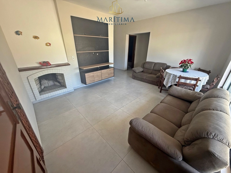 Casa térrea, ampla, localização excepcional em Tramandaí!: 5ª foto da galeria de imagens do imóvel