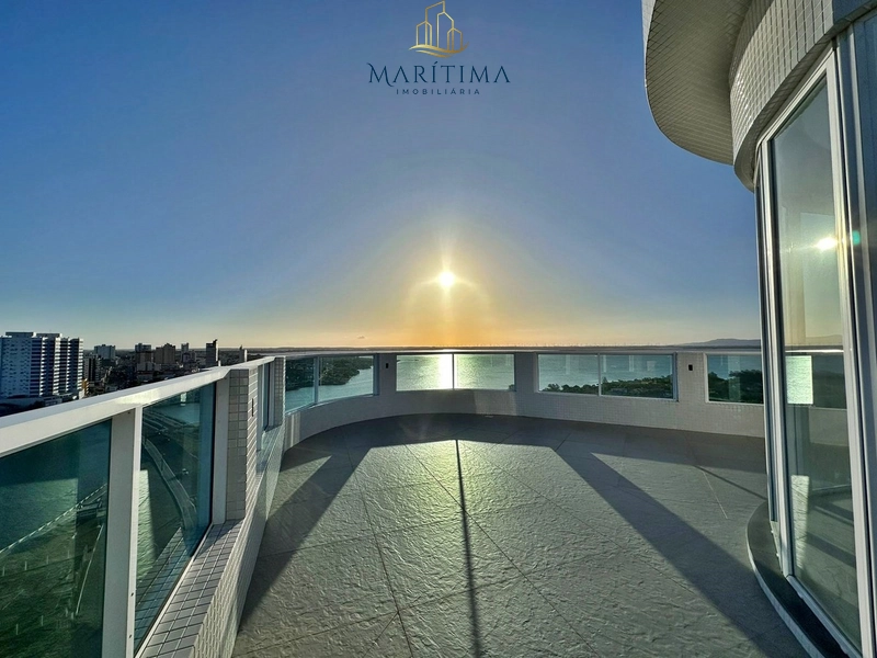 Cobertura duplex com 4 suítes, piscina privada e uma vista de cinema!: 8ª foto da galeria de imagens do imóvel
