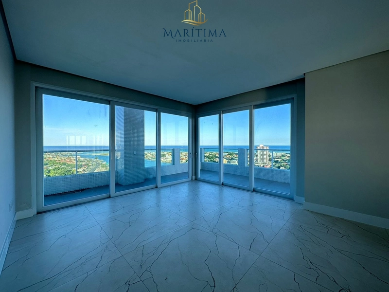 Cobertura duplex com 4 suítes, piscina privada e uma vista de cinema!: 10ª foto da galeria de imagens do imóvel