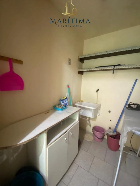 Sobrado amplo no bairro São José!: 9ª foto da galeria de imagens do imóvel
