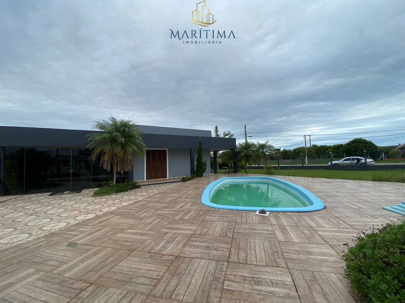 Casa com piscina e 02 terrenos!: 1ª foto da galeria de imagens do imóvel