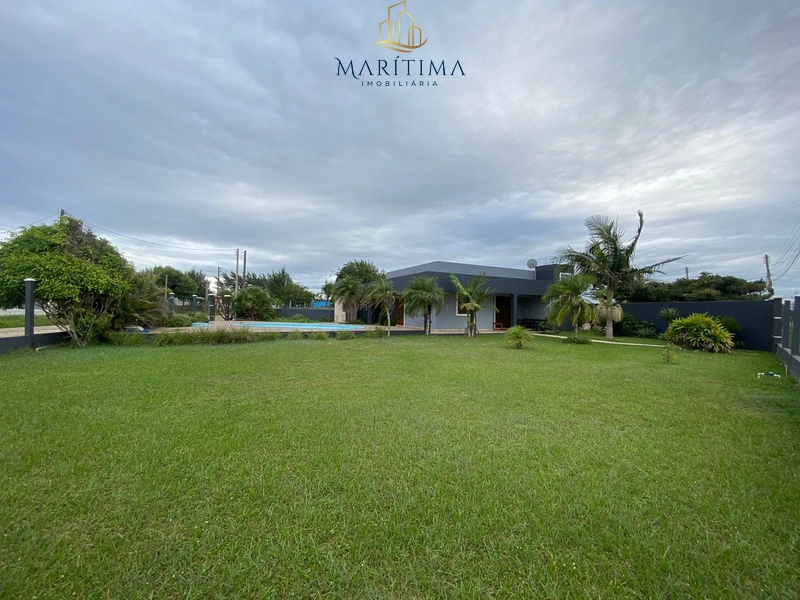 Casa com piscina e 02 terrenos!: 8ª foto da galeria de imagens do imóvel